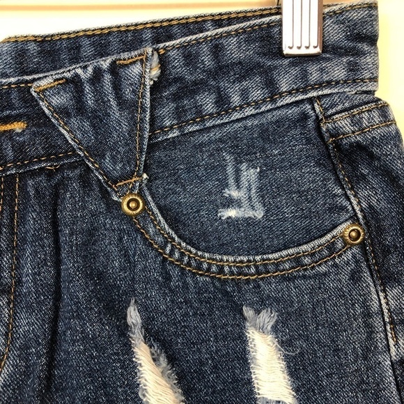DENIM Shorts Small - Picture 4 of 6